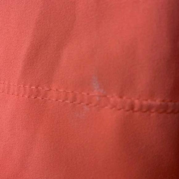 Lululemon | Sun ☀️ Showers Jacket - Picture 16 of 16